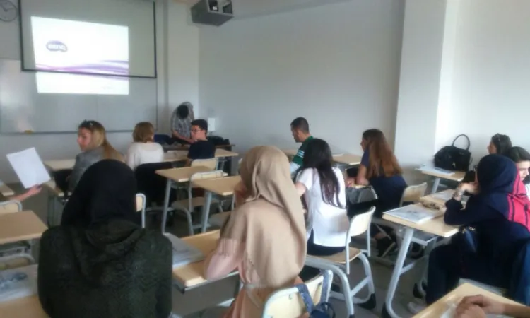 IUS Life Photography Workshop Held for High School Students