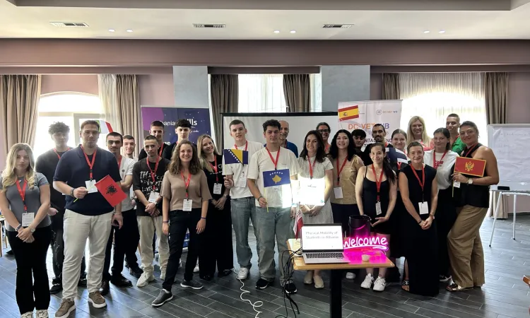 Blended mobility groups 