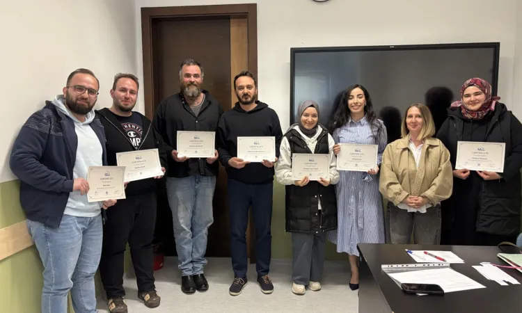 IUS Life Celebrates Successful Completion of Bosnian Language Course A1.1
