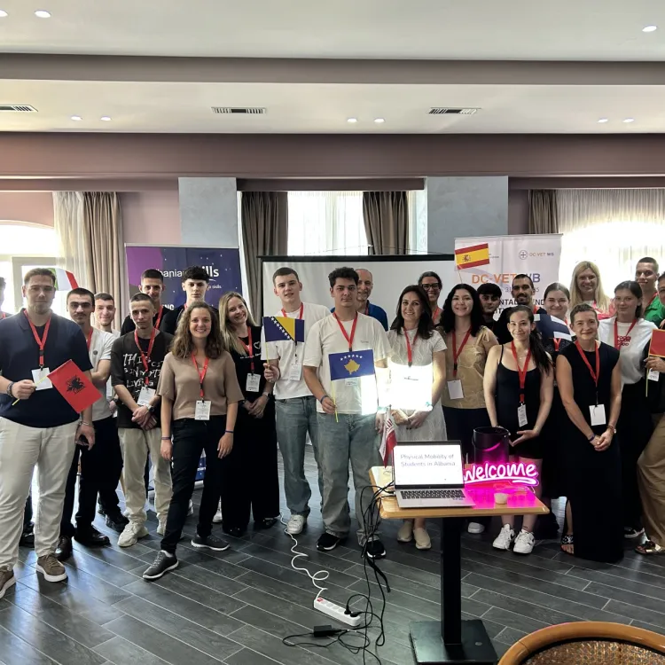 Blended mobility groups