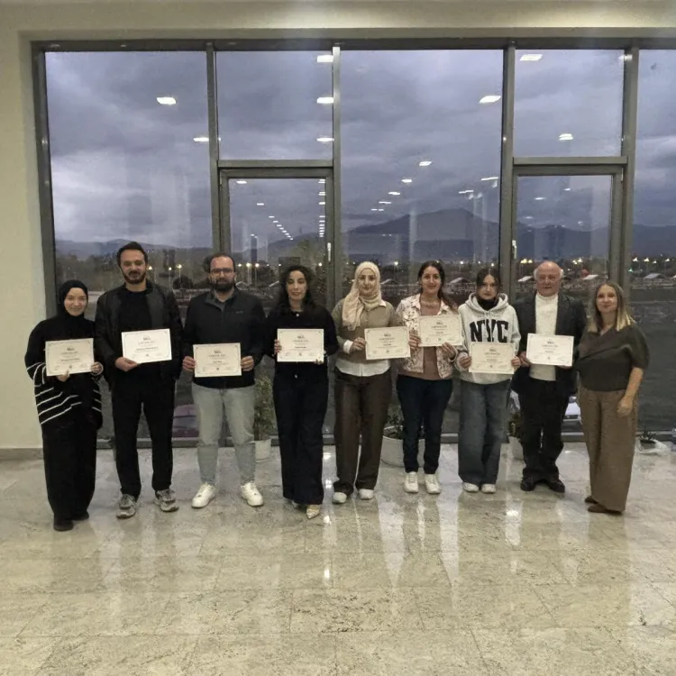 A dedicated group of Bosnian language learners has successfully completed level A2.1 at IUS Life!